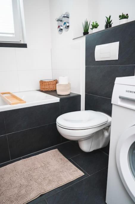 Traumwohnung Im Koelner Sueden Hürth Exteriör bild