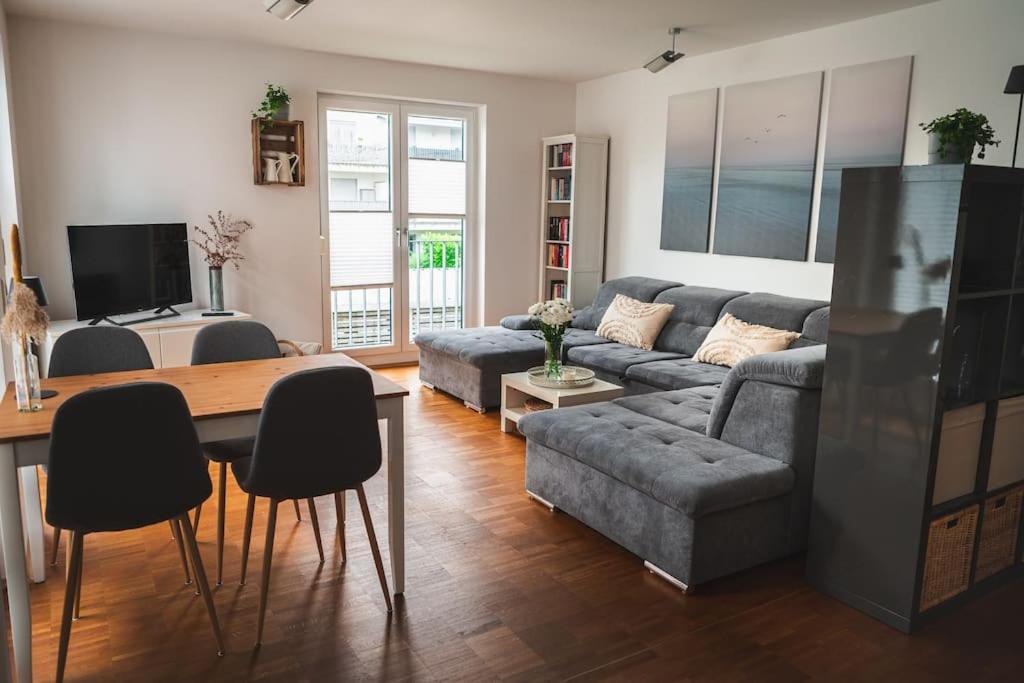 Traumwohnung Im Koelner Sueden Hürth Exteriör bild